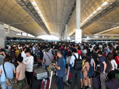 8月5日中午起香港機場采用單跑道運營-空運港口