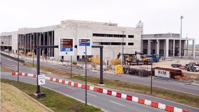 德媒：大興機(jī)場(chǎng)5年建完 柏林真丟人-廣州出口空運(yùn)