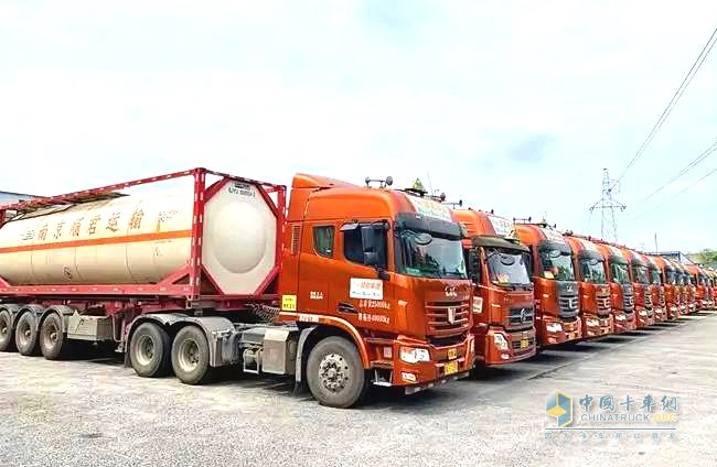 聯合卡車