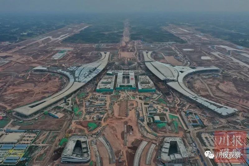 天府國際機場航站樓主體工程正式完工，預計2021年投用