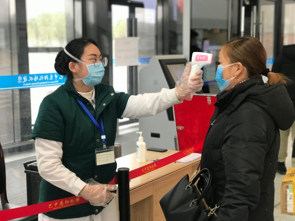 九寨黃龍機場：堅持“兩戰(zhàn)”并重  實現(xiàn)“雙驅(qū)”共贏