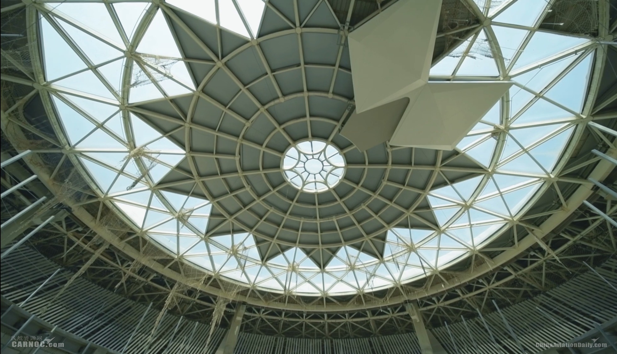 海口美蘭機(jī)場(chǎng)二期擴(kuò)建項(xiàng)目：全面復(fù)工投身海南自貿(mào)港建設(shè) 夯實(shí)高質(zhì)量發(fā)展基石