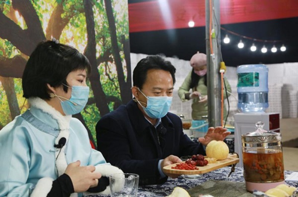 日均在途物流包裹超5000萬個！“新商機(jī)”來了，“拼多多”拼了……