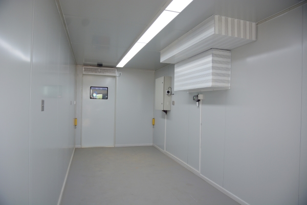 上海機(jī)場-三峽機(jī)場防疫措施再升級——中華健康艙為旅客安全出行保駕護(hù)航