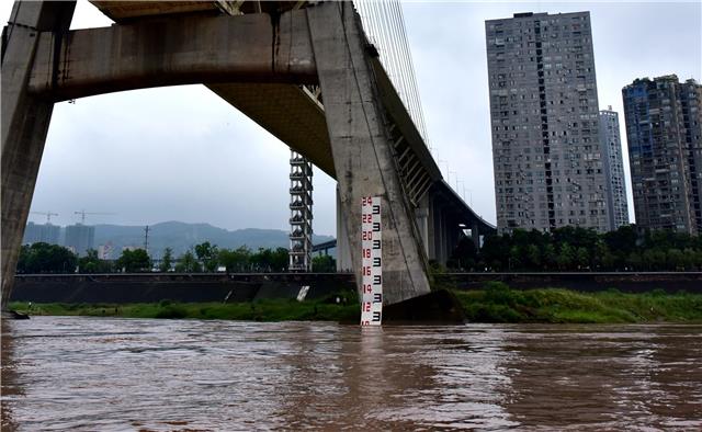  江津海事處執(zhí)法職員正在巡邏
-泰國(guó)空運(yùn)