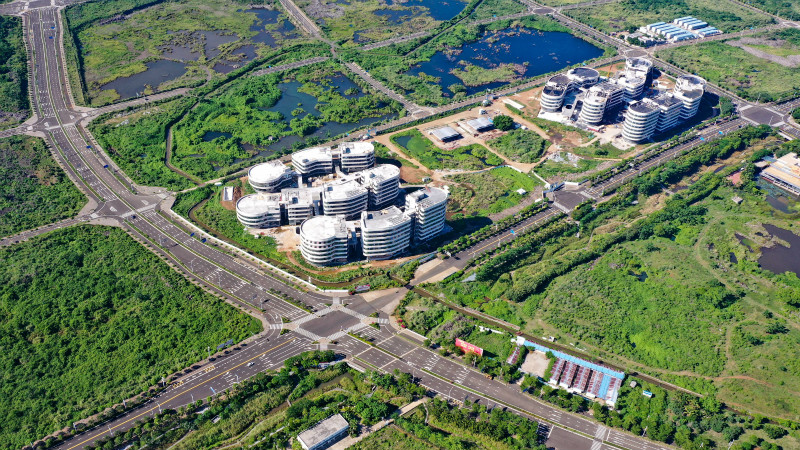 為基礎(chǔ)設(shè)施建設(shè)提供資金保障
-包機運輸