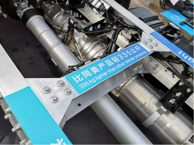 但在輕卡車架上還是首次應用
-上海空運