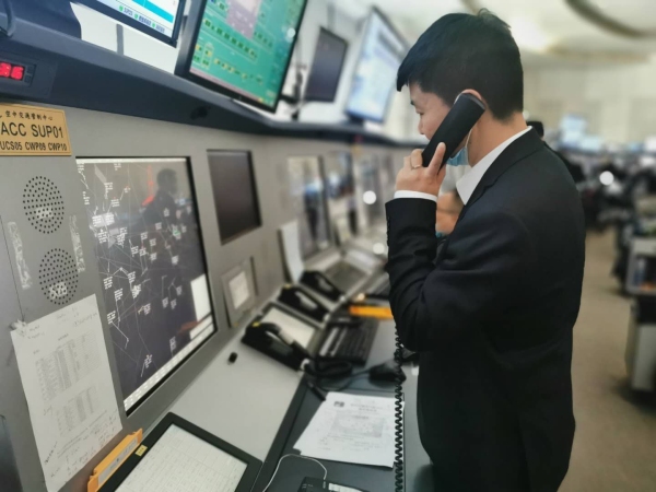 西北空管局空管中心區(qū)域管制中心與周邊高空管制單位全面建立實(shí)施AIDC移交程序